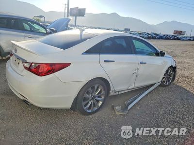Trzecie zdjęcie samochodu z tyłu: 2013 HYUNDAI SONATA SE VIN:5NPEC4AC4DH646762 - miniatura