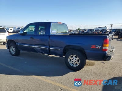 Drugie zdjęcie samochodu z przodu: 1999 CHEVROLET SILVERADO K1500 VIN:2GCEK19T9X1228418 - miniatura