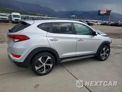 Trzecie zdjęcie samochodu z tyłu: 2018 HYUNDAI TUCSON VALUE VIN:KM8J3CA27JU799584 - miniatura