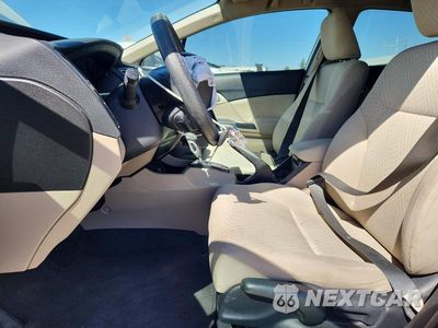 Zdjęcie 7 z 13 samochodu: 2014 HONDA CIVIC LX VIN:19XFB2F54EE248432 - miniatura