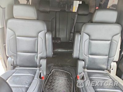 Zdjęcie 10 z 13 samochodu: 2017 CHEVROLET SUBURBAN C1500 PREMIER VIN:1GNSCJKC8HR275286 - miniatura