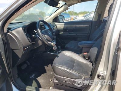 Zdjęcie 7 z 12 samochodu: 2020 MITSUBISHI OUTLANDER SE VIN:JA4AD3A34LZ018613 - miniatura
