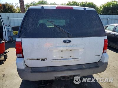 Zdjęcie 6 z 13 samochodu: 2003 FORD EXPEDITION XLT VIN:1FMFU16L03LA15800 - miniatura