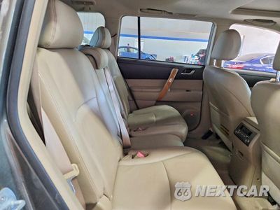 Zdjęcie 11 z 14 samochodu: 2009 TOYOTA HIGHLANDER HYBRID LIMITED VIN:JTEEW44A992037690 - miniatura