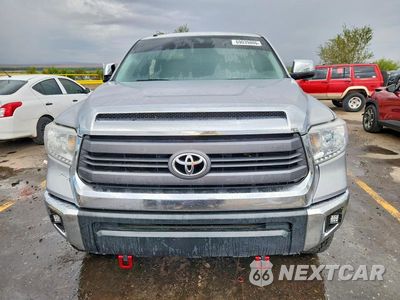 Piąte zdjęcie samochodu w środku: 2014 TOYOTA TUNDRA CREWMAX SR5 VIN:5TFDW5F18EX351752 - miniatura