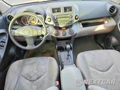 Zdjęcie 8 z 13 samochodu: 2012 TOYOTA RAV4 BASE VIN:2T3BF4DV0CW207623 - miniatura