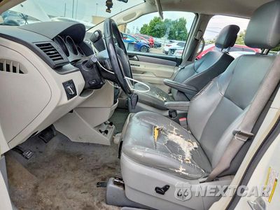 Zdjęcie 7 z 13 samochodu: 2011 VOLKSWAGEN ROUTAN SE VIN:2V4RW3DG5BR636488 - miniatura