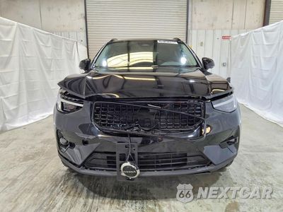 Piąte zdjęcie samochodu w środku: 2026 VOLVO XC40 PLUS VIN:YV4L12UC6T2804657 - miniatura