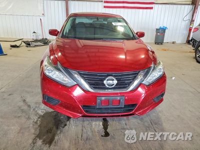 Piąte zdjęcie samochodu w środku: 2018 NISSAN ALTIMA 2.5 S VIN:1N4AL3AP1JC230662 - miniatura