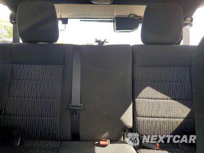 Zdjęcie 10 z 13 samochodu: 2012 JEEP WRANGLER UNLIMITED SAHARA VIN:1C4BJWEG1CL279766 - miniatura