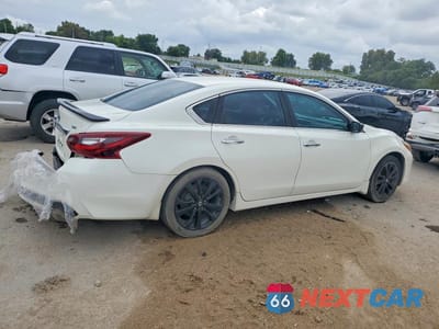Trzecie zdjęcie samochodu z tyłu: 2017 NISSAN ALTIMA 2.5 SR VIN:1N4AL3AP8HC184709 - miniatura