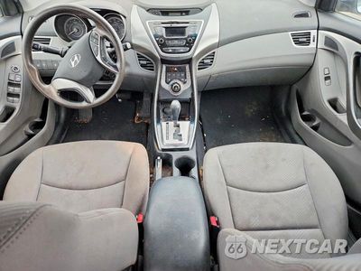 Zdjęcie 8 z 12 samochodu: 2013 HYUNDAI ELANTRA GLS VIN:KMHDH4AE2DU965917 - miniatura