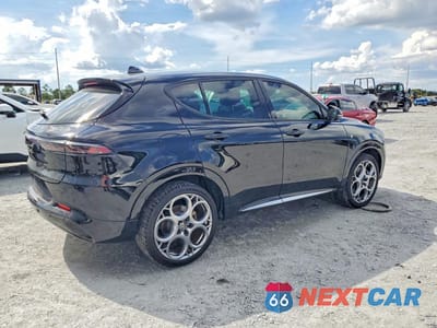 Trzecie zdjęcie samochodu z tyłu: 2024 ALFA ROMEO TONALE TI VIN:ZASPATCW7R3048480 - miniatura