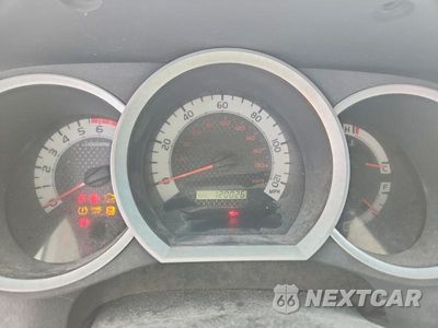 Zdjęcie 9 z 12 samochodu: 2015 TOYOTA TACOMA BASE VIN:5TFTX4CN8FX056954 - miniatura