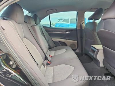 Zdjęcie 10 z 12 samochodu: 2021 TOYOTA CAMRY LE VIN:4T1C11AK9MU445475 - miniatura