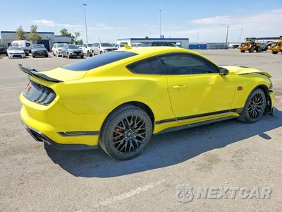 Trzecie zdjęcie samochodu z tyłu: 2021 FORD MUSTANG MACH I VIN:1FA6P8R00M5553267 - miniatura
