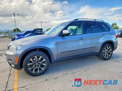 2011 BMW X5 XDRIVE35I 5UXZV4C52BL743556 - główne zdjęcie licytacji z USA - miniatura