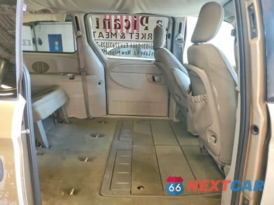 Zdjęcie 11 z 13 samochodu: 2006 DODGE GRAND CARAVAN SXT VIN:2D4GP44L56R872309 - miniatura