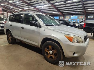 Czwarte zdjęcie samochodu z boku: 2007 TOYOTA RAV4 BASE VIN:JTMBK33V375013446 - miniatura