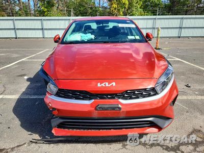 Piąte zdjęcie samochodu w środku: 2023 KIA FORTE LXS VIN:3KPF24AD4PE691967 - miniatura