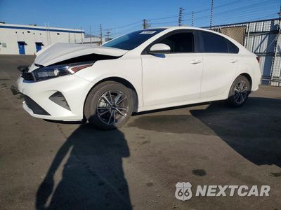 2024 KIA FORTE LXS 3KPF24AD0RE725471 - główne zdjęcie licytacji z USA - miniatura
