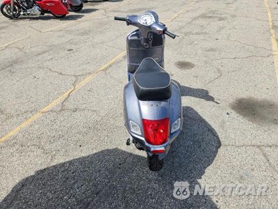 Zdjęcie 6 z 8 samochodu: 2004 VESPA GRANTURISMO 200 VIN:ZAPM319KX45001392 - miniatura