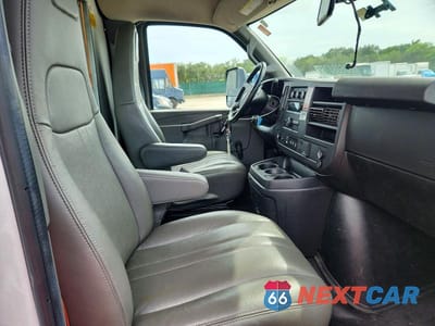 Zdjęcie 10 z 12 samochodu: 2021 CHEVROLET EXPRESS BOX TRUCK VIN:1HA3GTC7XMN011238 - miniatura