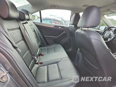 Zdjęcie 10 z 12 samochodu: 2017 VOLKSWAGEN JETTA SE VIN:3VWDB7AJ1HM379026 - miniatura