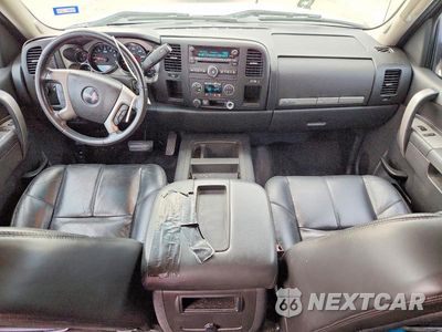 Zdjęcie 8 z 12 samochodu: 2010 GMC SIERRA C1500 SLE VIN:3GTRCVE0XAG301246 - miniatura