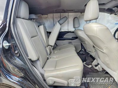 Zdjęcie 11 z 13 samochodu: 2015 TOYOTA HIGHLANDER XLE VIN:5TDKKRFHXFS056375 - miniatura