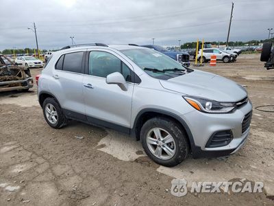 Czwarte zdjęcie samochodu z boku: 2020 CHEVROLET TRAX 1LT VIN:KL7CJPSB8LB024330 - miniatura