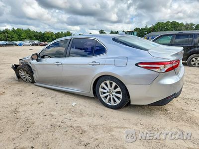 Drugie zdjęcie samochodu z przodu: 2020 TOYOTA CAMRY LE VIN:4T1C11AK5LU992547 - miniatura