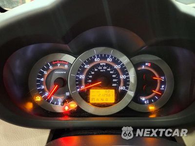 Zdjęcie 9 z 13 samochodu: 2008 TOYOTA RAV4 LIMITED VIN:JTMBD31V085189062 - miniatura