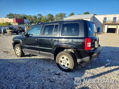 Drugie zdjęcie samochodu z przodu: 2014 JEEP PATRIOT SPORT VIN:1C4NJRBB6ED879400 - miniatura
