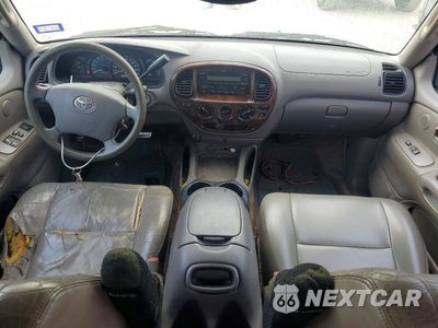Zdjęcie 8 z 12 samochodu: 2004 TOYOTA TUNDRA SR5 VIN:5TBRT34174S444281 - miniatura