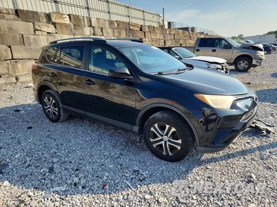 Czwarte zdjęcie samochodu z boku: 2017 TOYOTA RAV4 LE VIN:2T3BFREV1HW632366 - miniatura