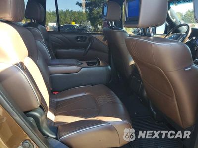 Zdjęcie 10 z 12 samochodu: 2017 INFINITI QX80 LIMITED VIN:JN8AZ2NE3H9156099 - miniatura