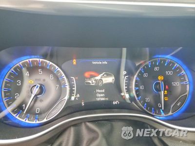 Zdjęcie 9 z 13 samochodu: 2018 CHRYSLER PACIFICA LIMITED VIN:2C4RC1GG2JR273780 - miniatura