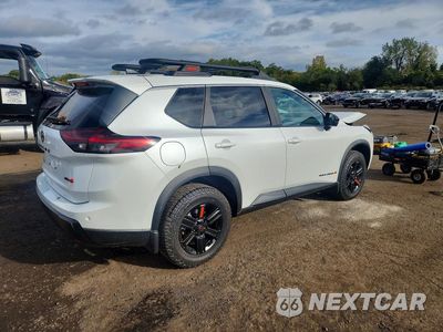 Trzecie zdjęcie samochodu z tyłu: 2026 NISSAN ROGUE ROCK CREEK VIN:5N1BT3BB5TC841990 - miniatura