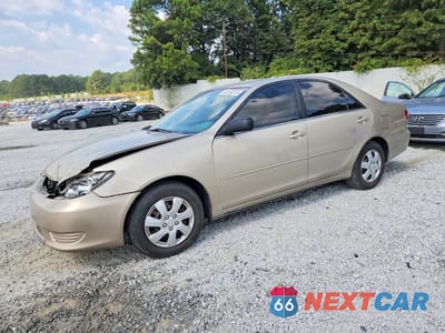 2006 TOYOTA CAMRY LE 4T1BE32K36U726006 - główne zdjęcie licytacji z USA - miniatura