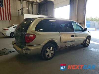 Trzecie zdjęcie samochodu z tyłu: 2006 DODGE GRAND CARAVAN SXT VIN:2D4GP44L56R872309 - miniatura
