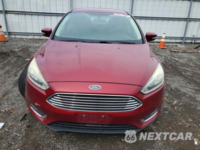 Piąte zdjęcie samochodu w środku: 2015 FORD FOCUS TITANIUM VIN:1FADP3J24FL273681 - miniatura