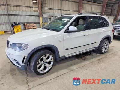2013 BMW X5 XDRIVE35I 5UXZV4C51DL993695 - główne zdjęcie licytacji z USA - miniatura
