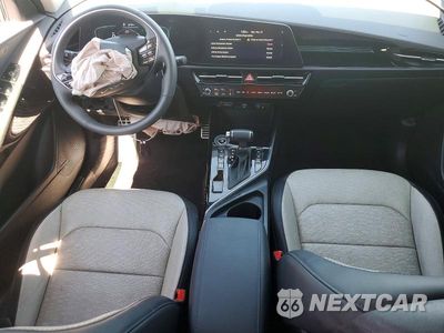 Zdjęcie 8 z 12 samochodu: 2024 KIA NIRO SX TOURING VIN:KNDCT3LE1R5122668 - miniatura