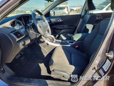 Zdjęcie 7 z 13 samochodu: 2015 HONDA ACCORD LX VIN:1HGCR2F32FA129992 - miniatura