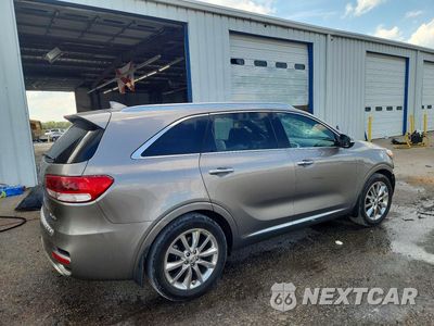 Trzecie zdjęcie samochodu z tyłu: 2016 KIA SORENTO SX LIMITED V6 VIN:5XYPK4A57GG121820 - miniatura