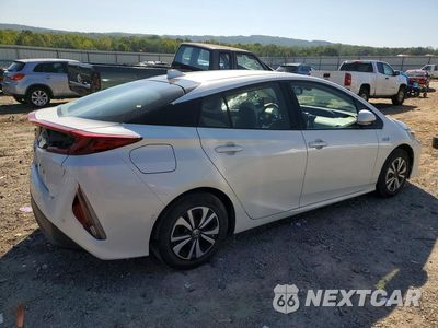 Trzecie zdjęcie samochodu z tyłu: 2017 TOYOTA PRIUS PRIME ADVANCED VIN:JTDKARFP2H3003636 - miniatura