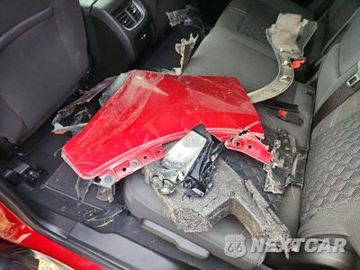 Zdjęcie 13 z 14 samochodu: 2022 CHEVROLET BLAZER 2LT VIN:3GNKBCR44NS124550 - miniatura