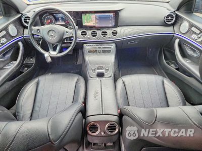 Zdjęcie 8 z 12 samochodu: 2018 MERCEDES-BENZ E 300 VIN:WDDZF4JB8JA388013 - miniatura