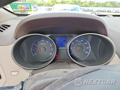 Zdjęcie 9 z 13 samochodu: 2011 HYUNDAI TUCSON GL VIN:KM8JT3AB3BU119553 - miniatura